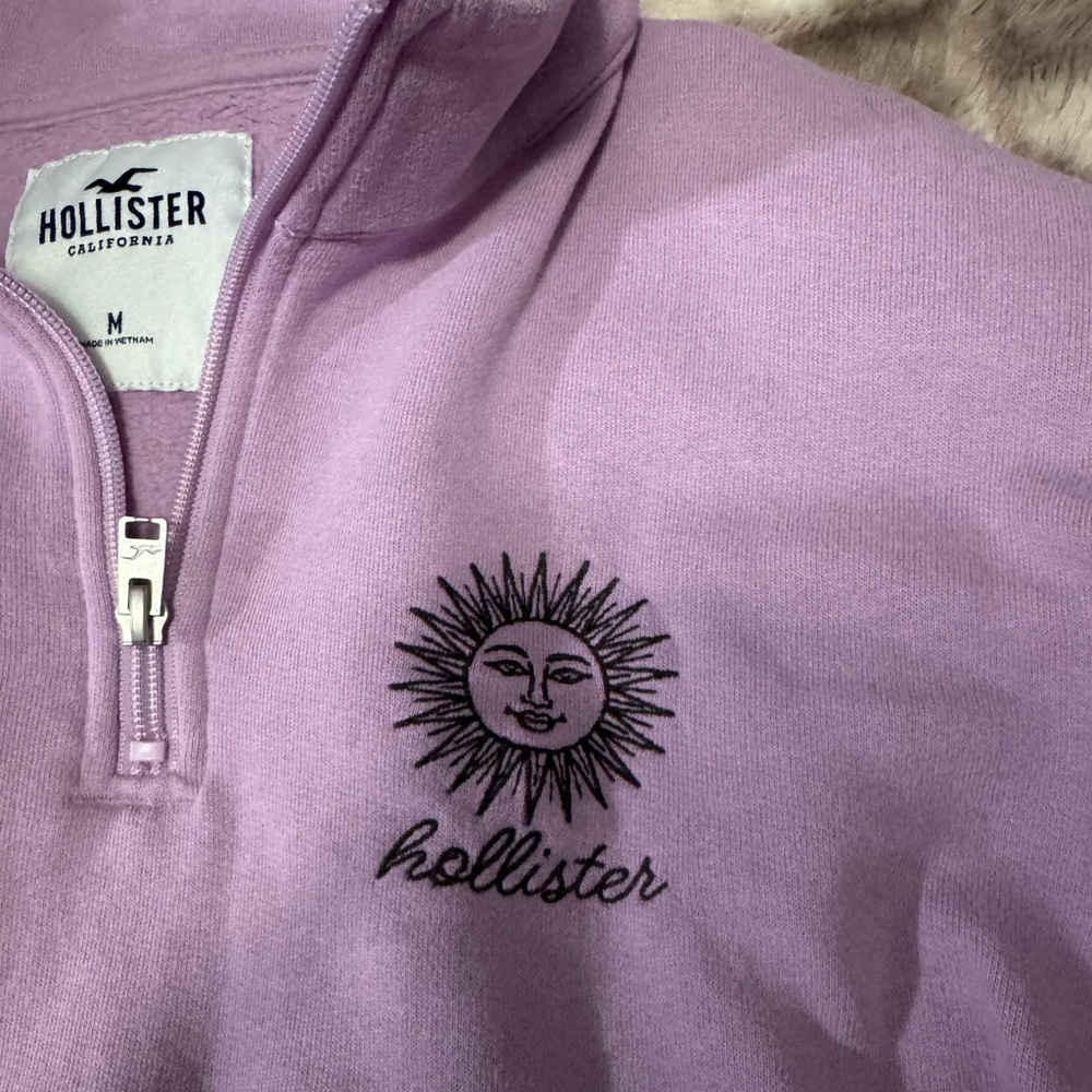 Hollister Lavender Half-Zip Pullover sweatshirt 🌞💜 - Picture 6 of 6